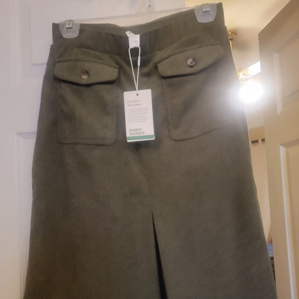Halara Mid Rise Front Side Flap Pocket Midi Corduroy Casual Skirt